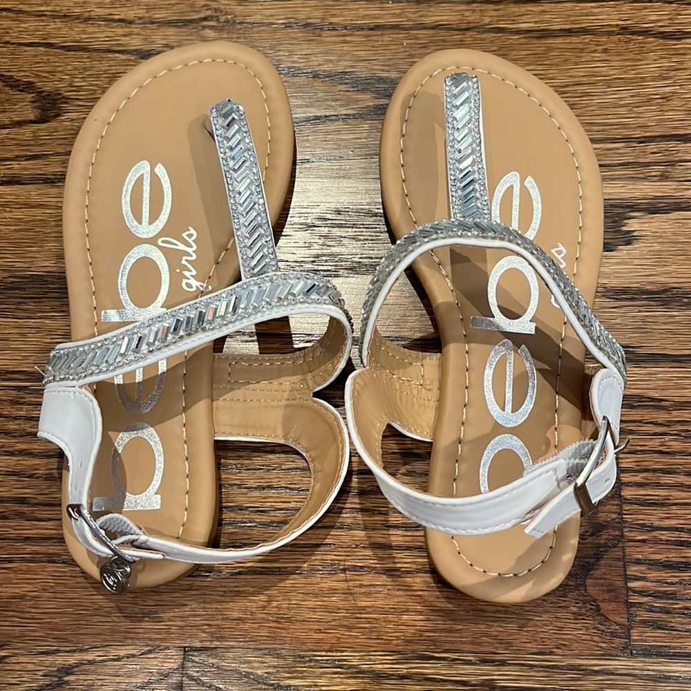 Little girl Bebe sandals